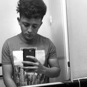 Meet your Posher, Rene